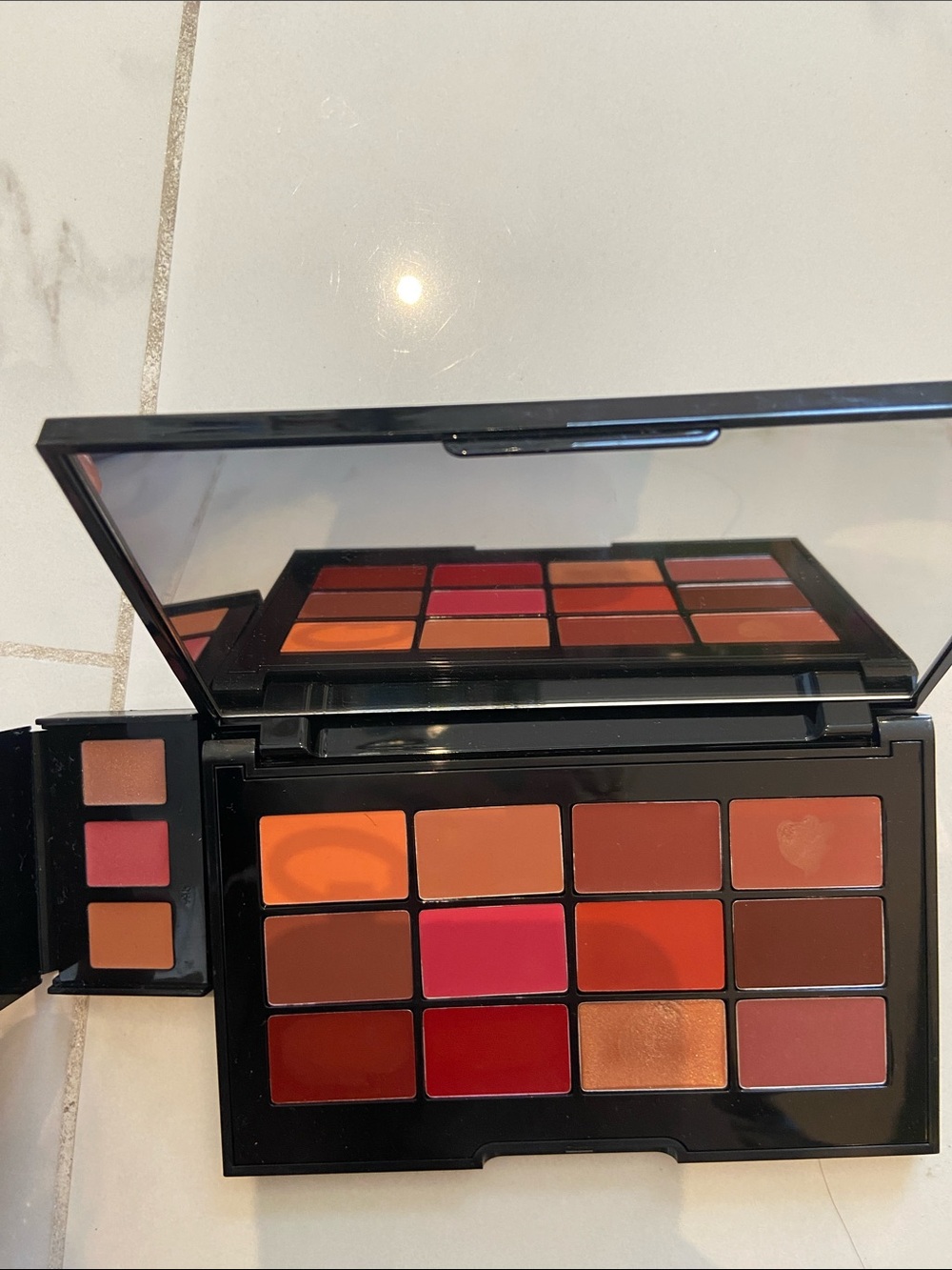 Bobbi Brown University Lip Palette +  extra mini lip palette gift